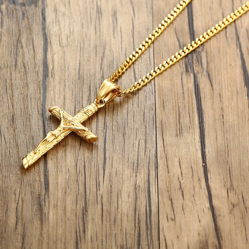 Colar crucifixo